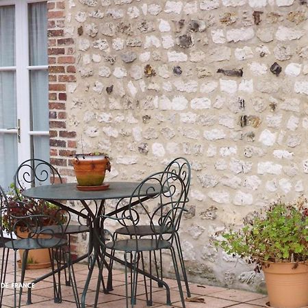 Les Chambres Du Chataignier Lery  Exterior photo